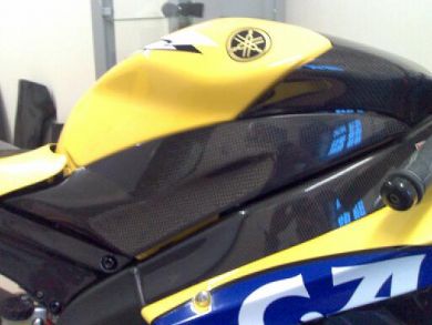 Yamaha YZF R6 2006/07 Carbon Fibre Undertank Panels